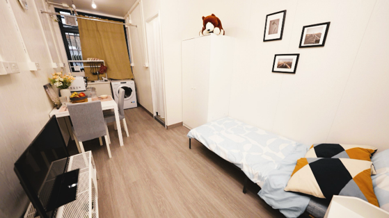 Show Flat of 1-2 Persons